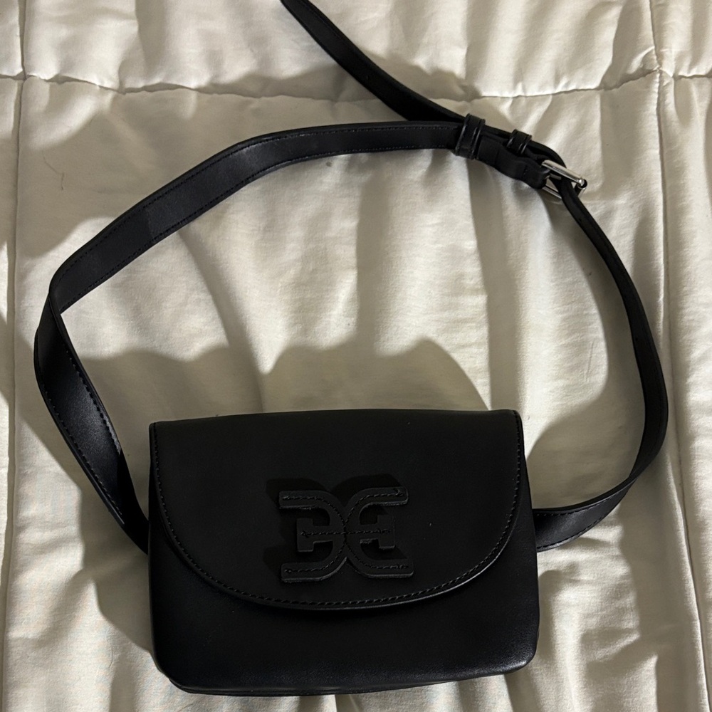 Sam Edelman Multi Use Sling Shoulder / Belt Bag Fanny Pack